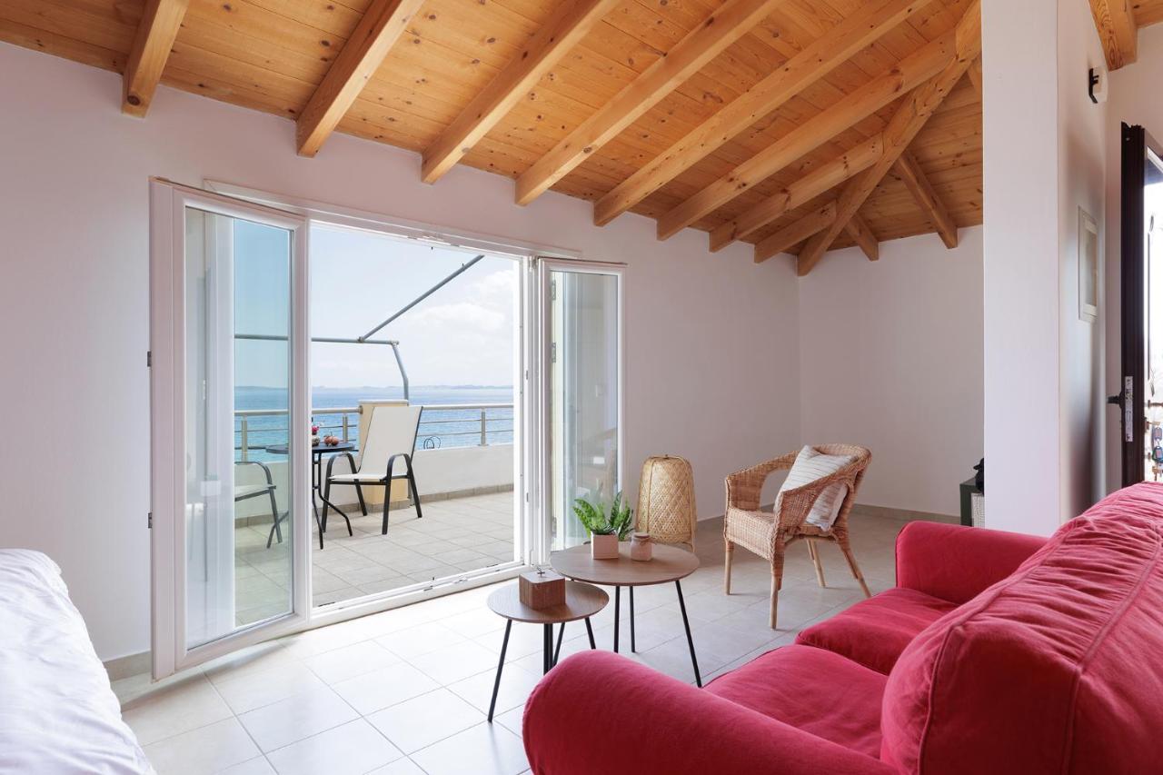 The Island Life Apartments By Konnect, Ipsos Beach Bagian luar foto