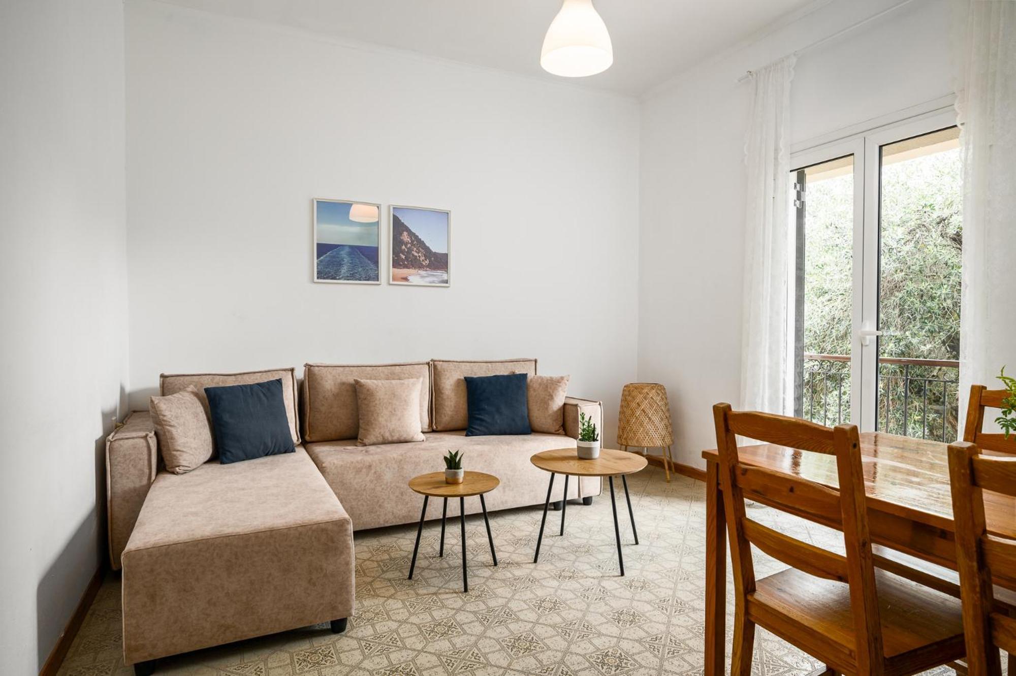 The Island Life Apartments By Konnect, Ipsos Beach Bagian luar foto